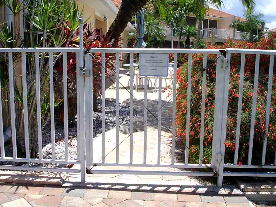 CAY LAGOON Pool Gate